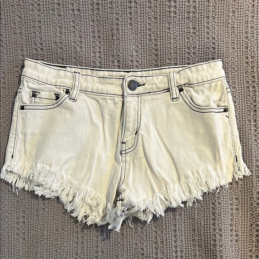 Frayed Hem White low Rise Denim Shorts